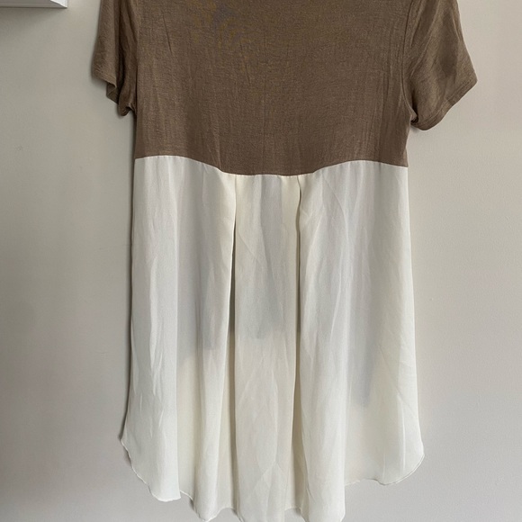 Unique, Dressy T-shirt.Back design is long w train - Picture 4 of 11